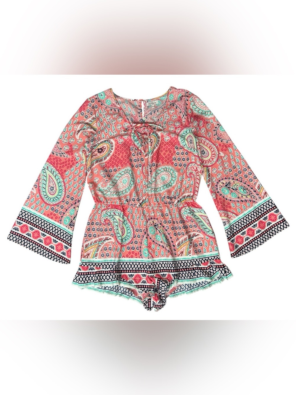 Red Camel Women’s Flared Long Sleeve Pink Paisley Romper Size Large nwot